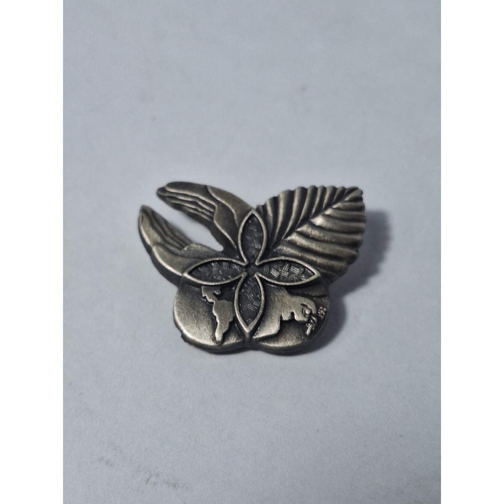 Sterling Silver Brooch Pendant Hands Leaf Flower Globe Earth Pin 925 6g